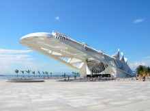 Im Herzen des neu gestalteten Hafenareals liegt das erst im Dezember 2015 eröffnete “Museu do Amanhã”