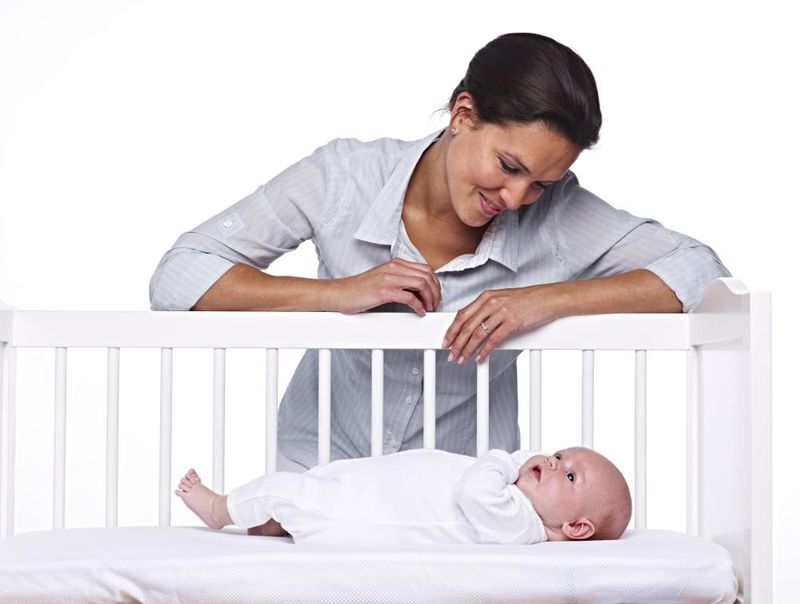 Sicherer und hygienischer Kinderschlaf mit Matratzen, Schonern und Laken von AeroSleep