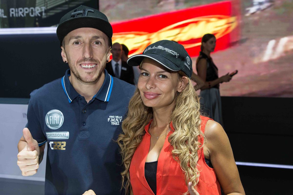 Antonio Cairoli, Lisa Leyland