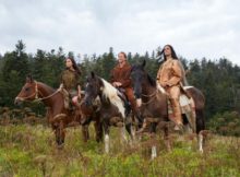 Winnetou, Old Shatterhand und Apanatschi wieder auf dem Pferderücken