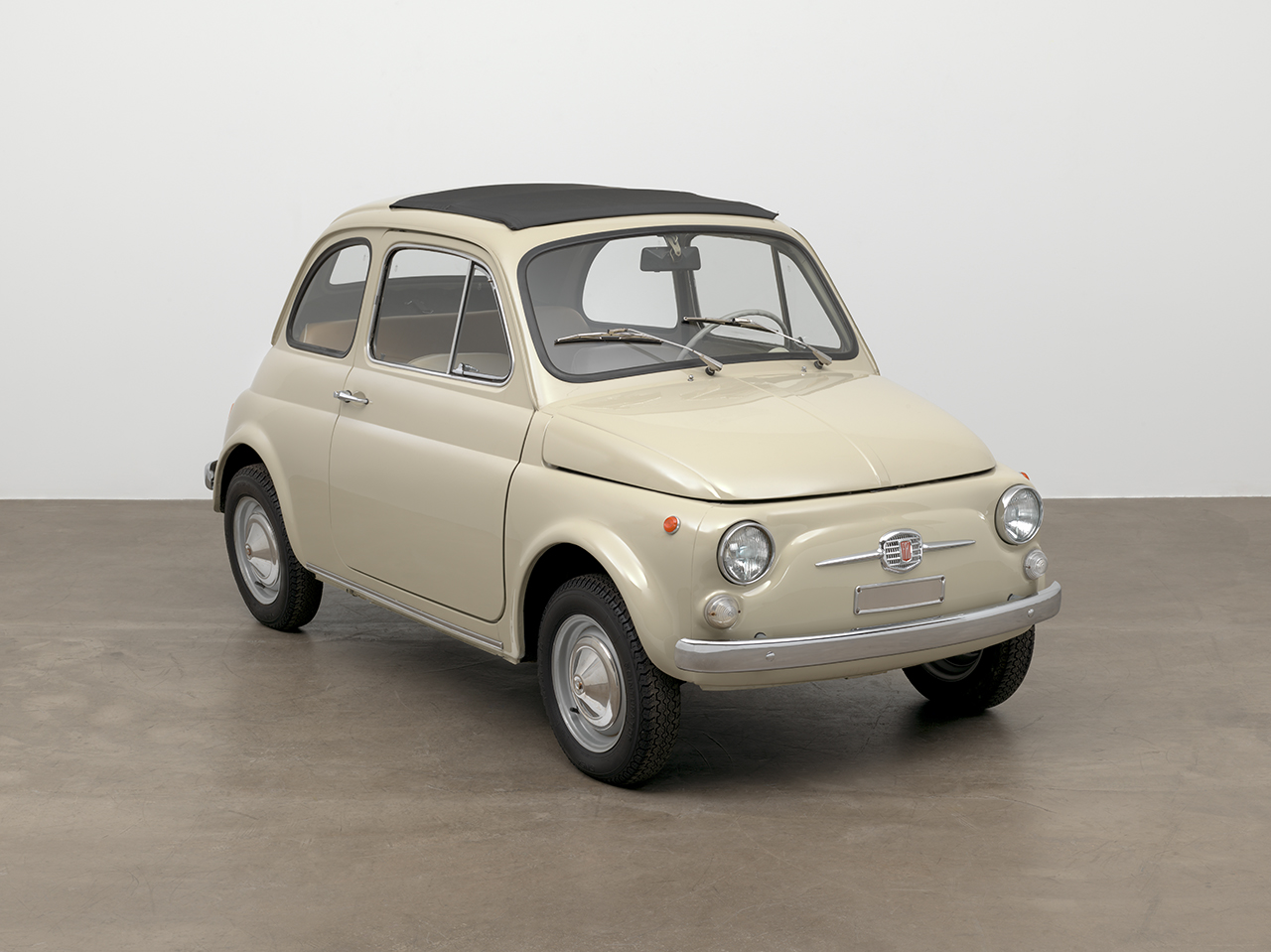 Fiat 500 im Museum of Modern Art aufgenommen