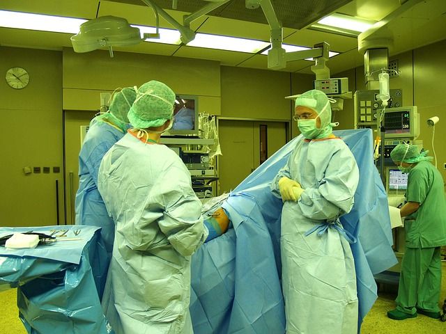 Die Zukunft der Wirbelsäulenchirurgie in Zeiten des demographischen Wandels