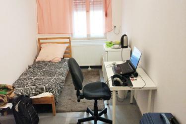 Zimmer mit Internet in Berlin Spandau, Bad/Wc-Mitbenützung, Gästeküche, Waschmaschine