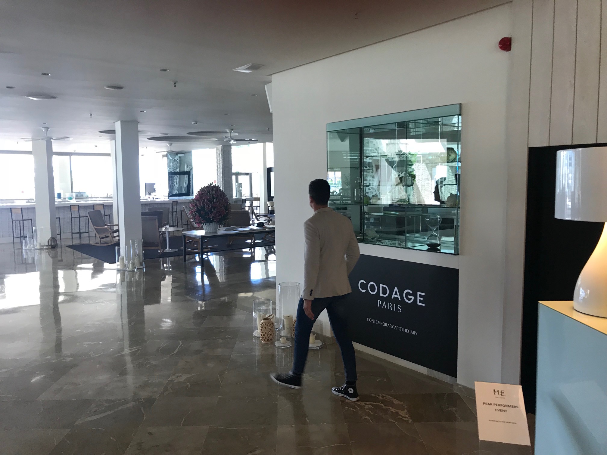 IMG_8822 | modelvita.com Der Ronaldo-Verschnitt wollte keine Fotos mit unserem Bekannten