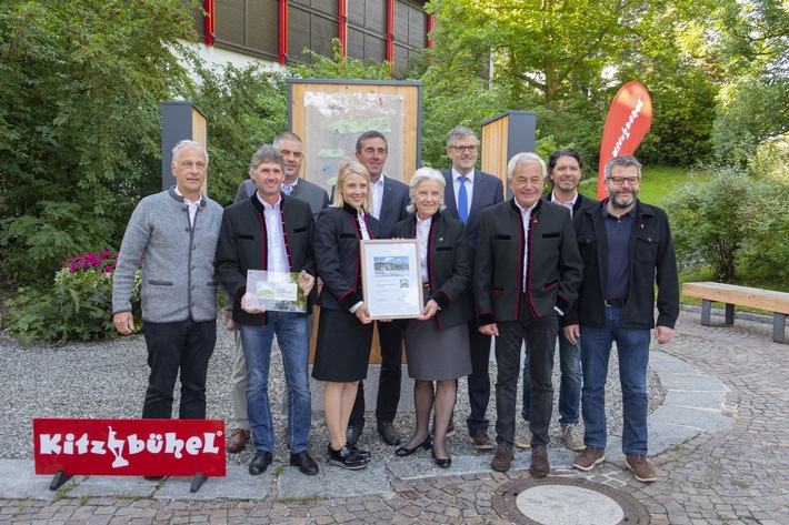 Kitzbühel Tourismus wurde als erste Destination mit dem Europäischen Wandergütesiegel „European Hiking Quality“ ausgezeichnet 