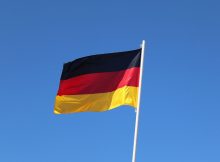 https://pixabay.com/de/photos/fahne-deutschland-europa-flagge-3388621/