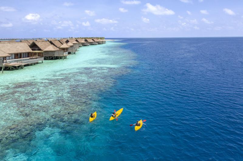 Vielerlei Wassersport beim Waldorf Astoria Maldives
