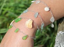 Schmuckstücke aus Strandgut