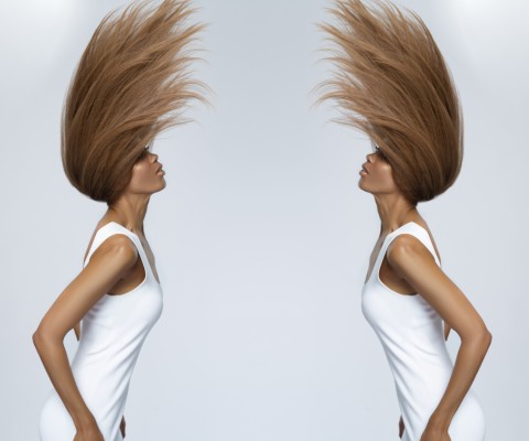 gespiegeltes Model von Vitha Hair Cult