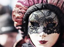 Frauenmaske Karneval