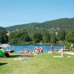 Nackedeis aufgepasst: Europatrend FKK-Camping