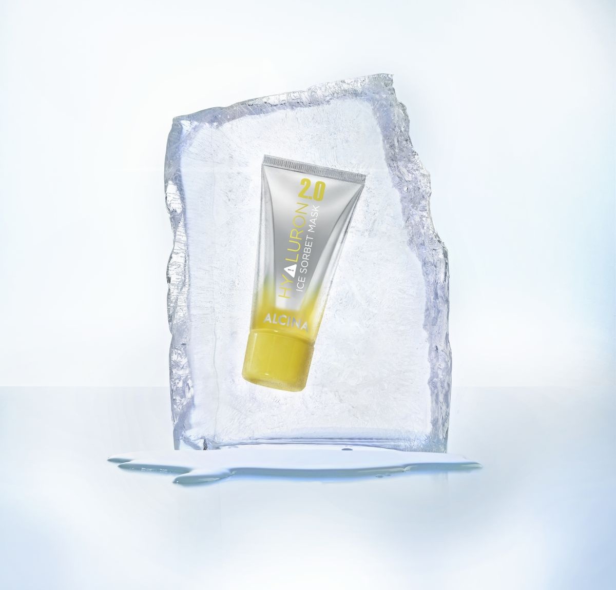 Alcina Hyaluron 2.0 Ice Sorbet Mask im Eisblock