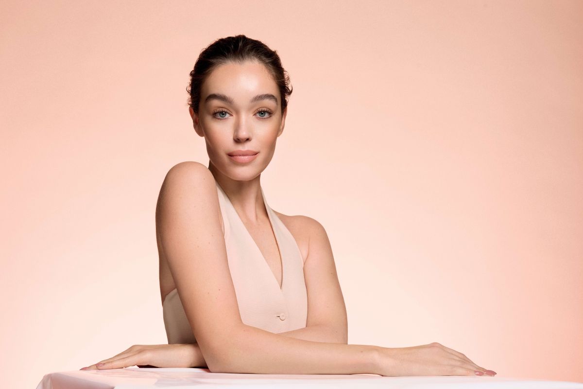 Model pr&auml;sentiert Your skin perfected