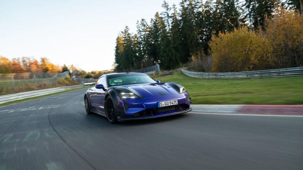 Taycan Turbo GT mit Manthey Kit fährt neuen Rekord | modelvita.com