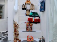 Schuhe auf einer Treppe