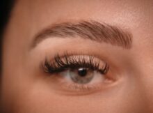 Brow-Look anz ohne tägliches Nachzeichnen, Verwischen oder Abfärben