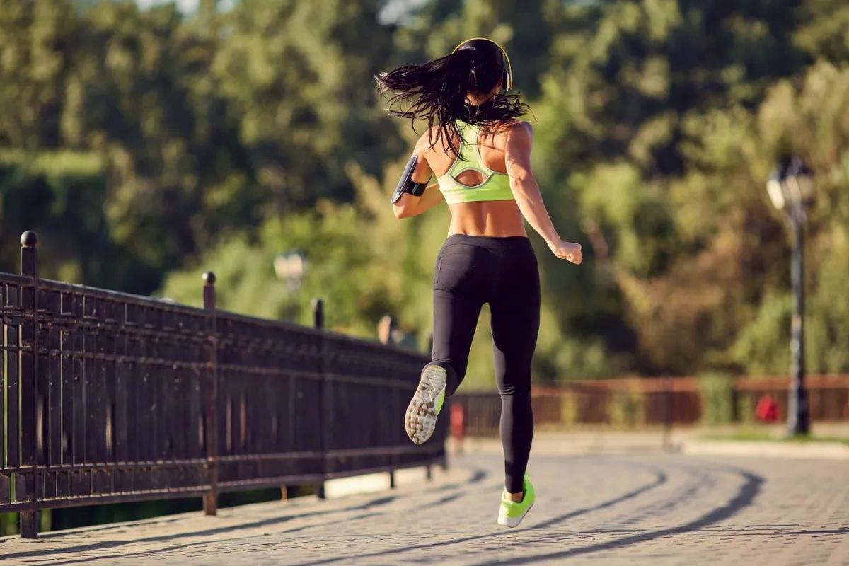 Das richtige Outfit zum Joggen im Sommer