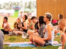 Yoga-Gruppe beim Indian Spirit Festival
