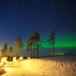 Polarlichter über der Panorama-Lodge bei Paltamo in Ostfinnland