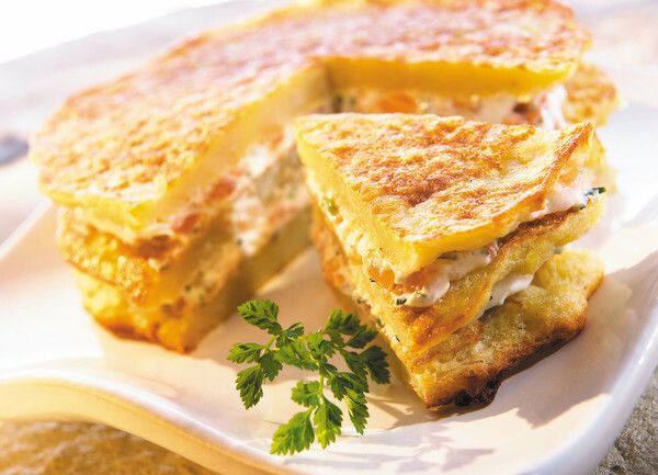 So sollte die Reibekuchen-Torte dann aussehen