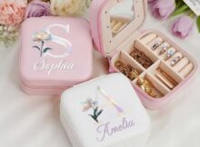 personalisierte PU Leder Schmuckkätschen mit Namen und Geburtsblume